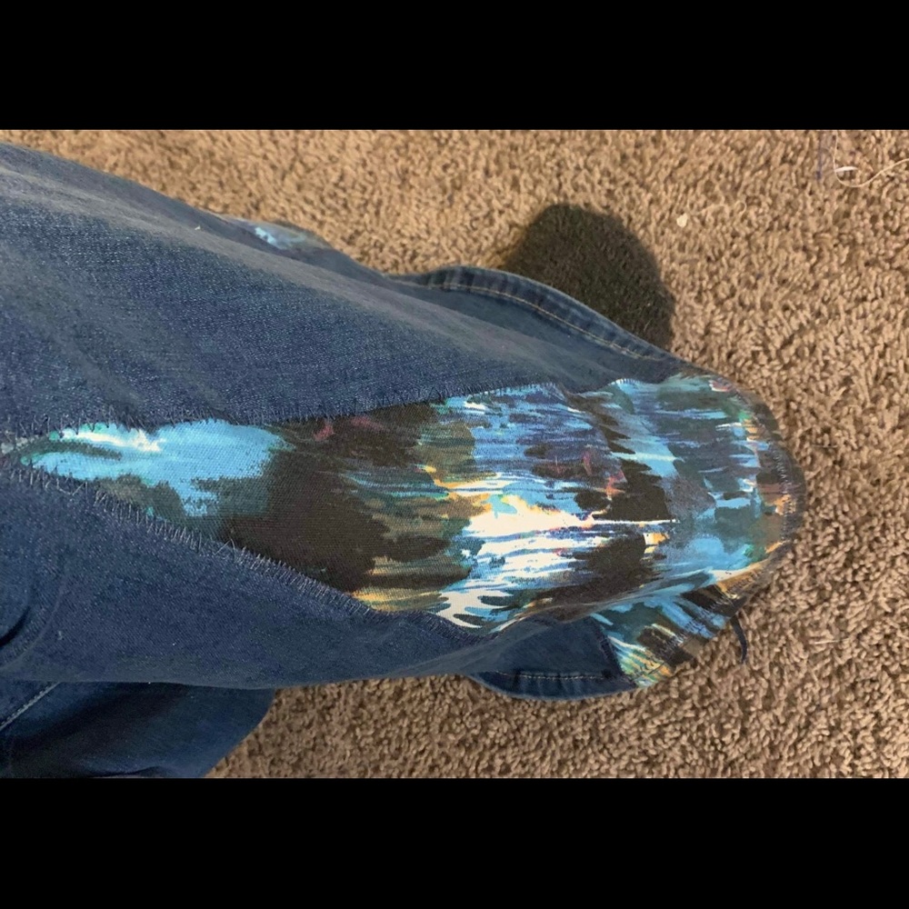 Jeans - Picture 2 of 3